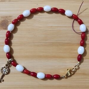 Hand Crafted Anklet (Ankle Bracelet) Red White Key Charm 11.5" Beaded